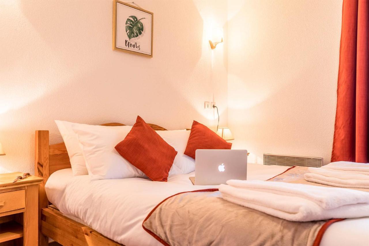 Madame Vacances Les Chalets Du Berger Premium*** La Feclaz Luaran gambar
