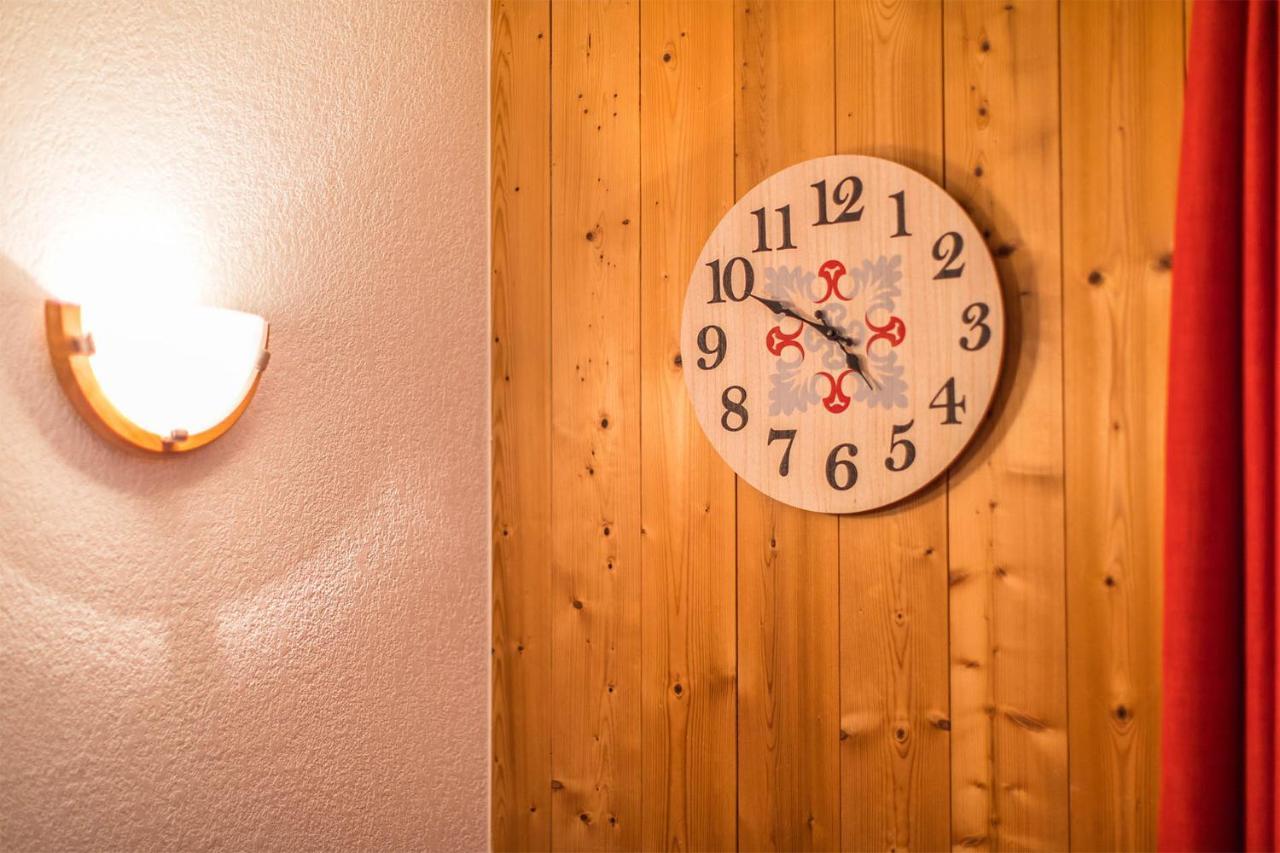 Madame Vacances Les Chalets Du Berger Premium*** La Feclaz Luaran gambar