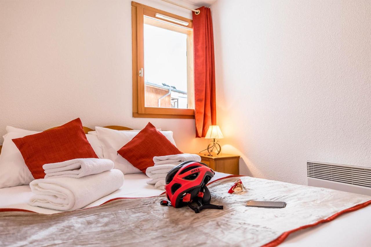 Madame Vacances Les Chalets Du Berger Premium*** La Feclaz Luaran gambar