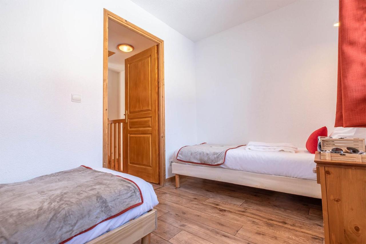 Madame Vacances Les Chalets Du Berger Premium*** La Feclaz Luaran gambar